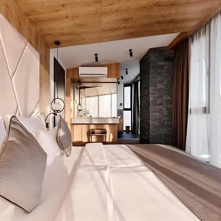Hotel Ozon & Luxury 4*