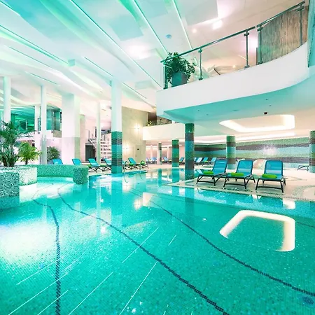 Ozon & Luxury Hotel