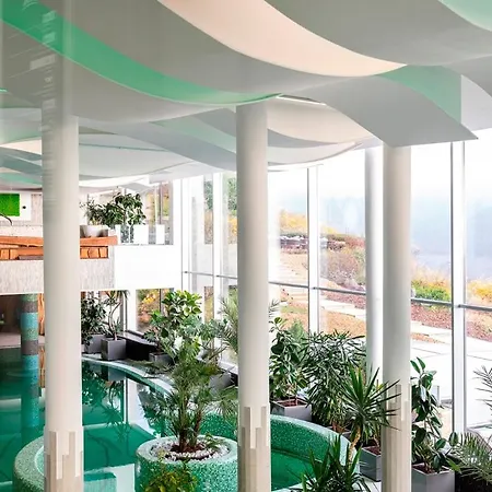 Hotel Ozon & Luxury 4*