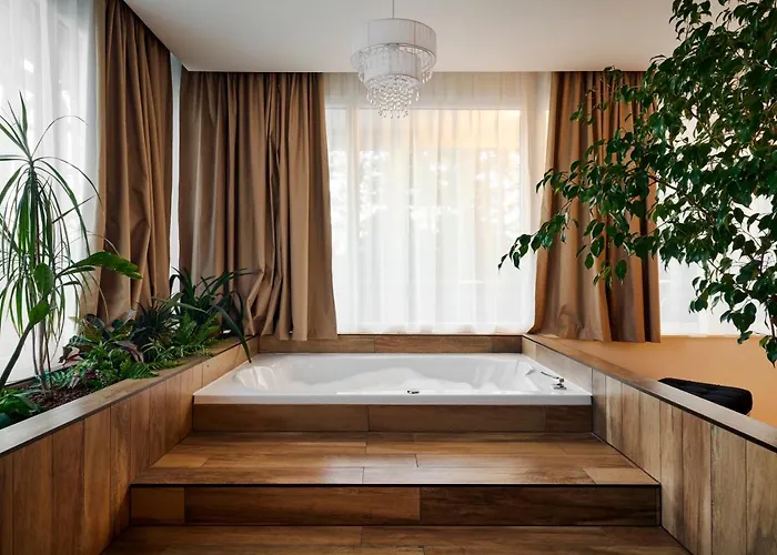 Ozon & Luxury Szálloda 4*