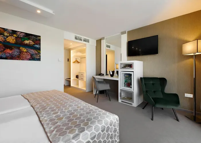 Ozon & Luxury Отель 4*