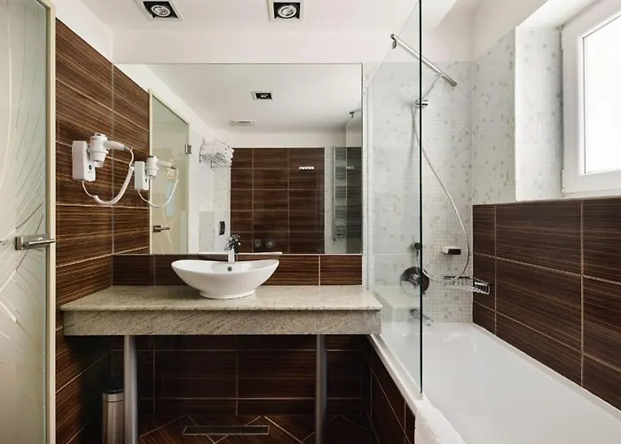 Отель Ozon & Luxury Матрахаза